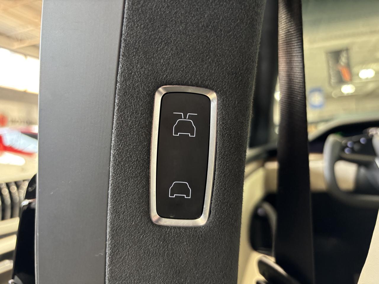 12600340
