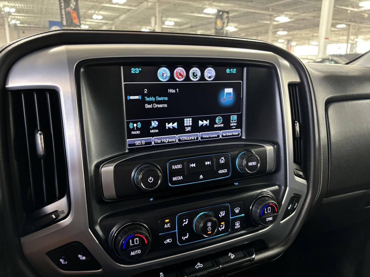 2017 GMC Sierra 1500 SLE|ELEVATION|4WD|CREW|V8POWERED|BACKRACK|COVER|++ - Photo #18