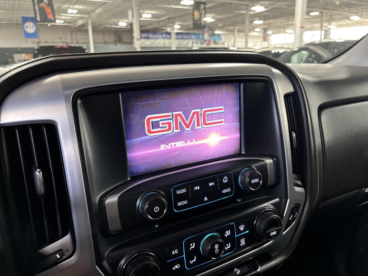 2017 GMC Sierra 1500 SLE|ELEVATION|4WD|CREW|V8POWERED|BACKRACK|COVER|++ - Photo #16