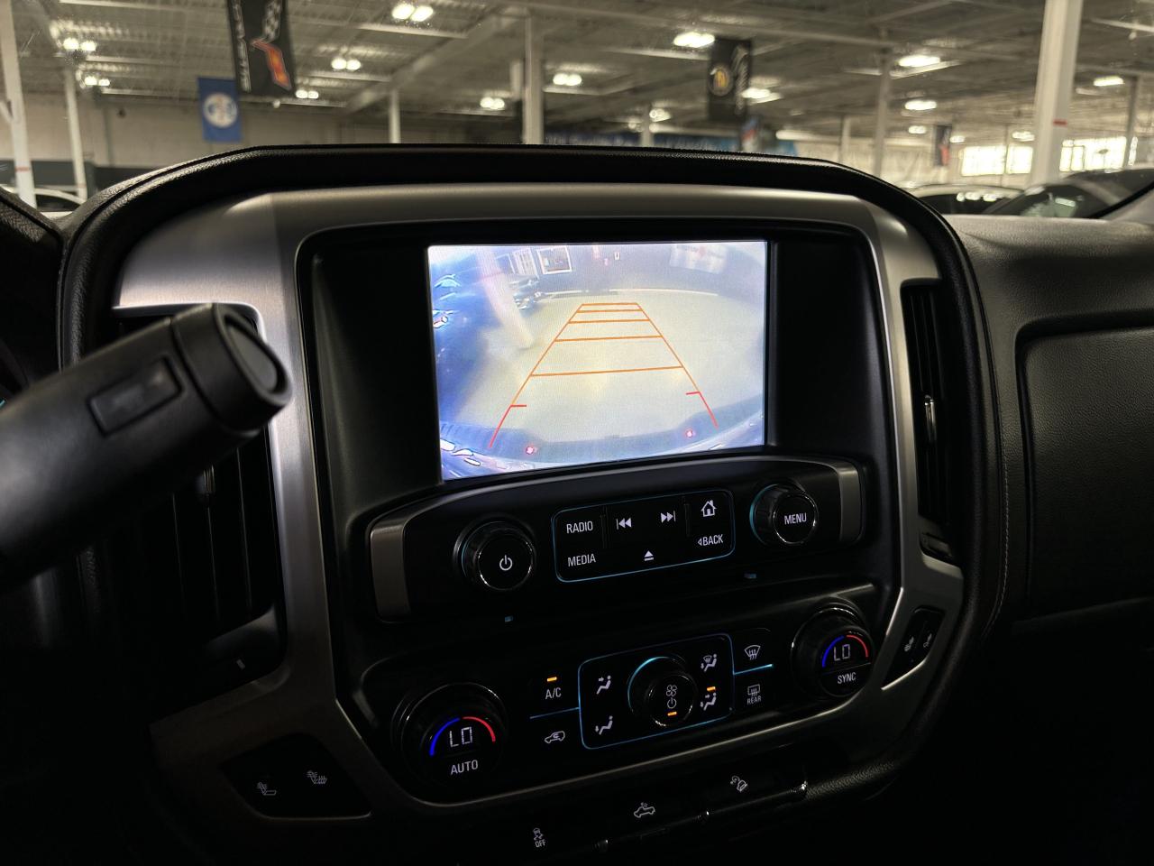 2017 GMC Sierra 1500 SLE|ELEVATION|4WD|CREW|V8POWERED|BACKRACK|COVER|++ - Photo #24
