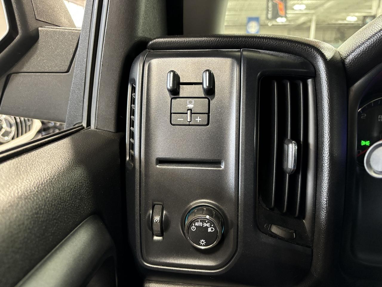2016 Chevrolet Silverado 1500 LS|V8POWERED|4WD|DOUBLECAB|6PASSENGER|SIDESTEPS|++ - Photo #13