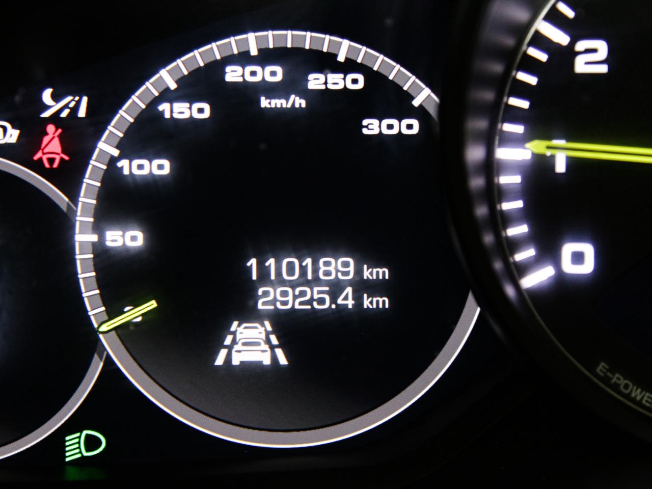 12600394