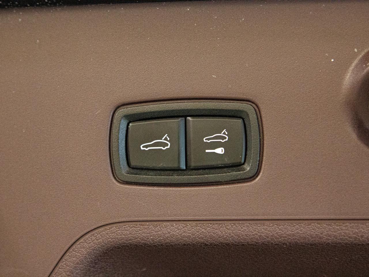 12600394