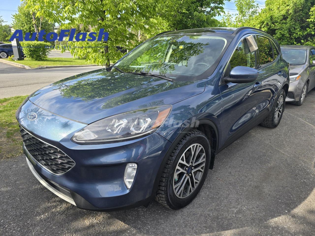 Used 2020 Ford Escape SEL, AWD, INTERIEUR CUIR, TOIT PANORAMIQUE for sale in Saint-Hubert, QC