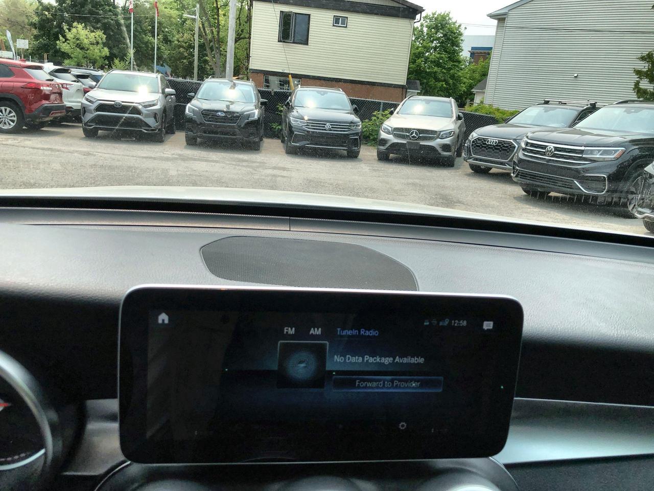 2020 Mercedes-Benz GLC 300 PANO.ROOF, NAVI, NIGHT PKG, MIRROR PKG Photo