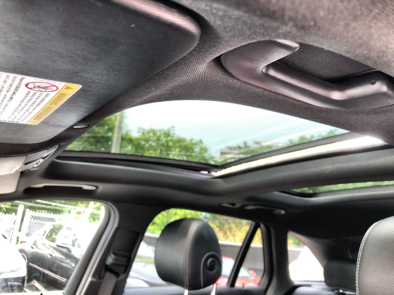 2020 Mercedes-Benz GLC 300 PANO.ROOF, NAVI, NIGHT PKG, MIRROR PKG Photo