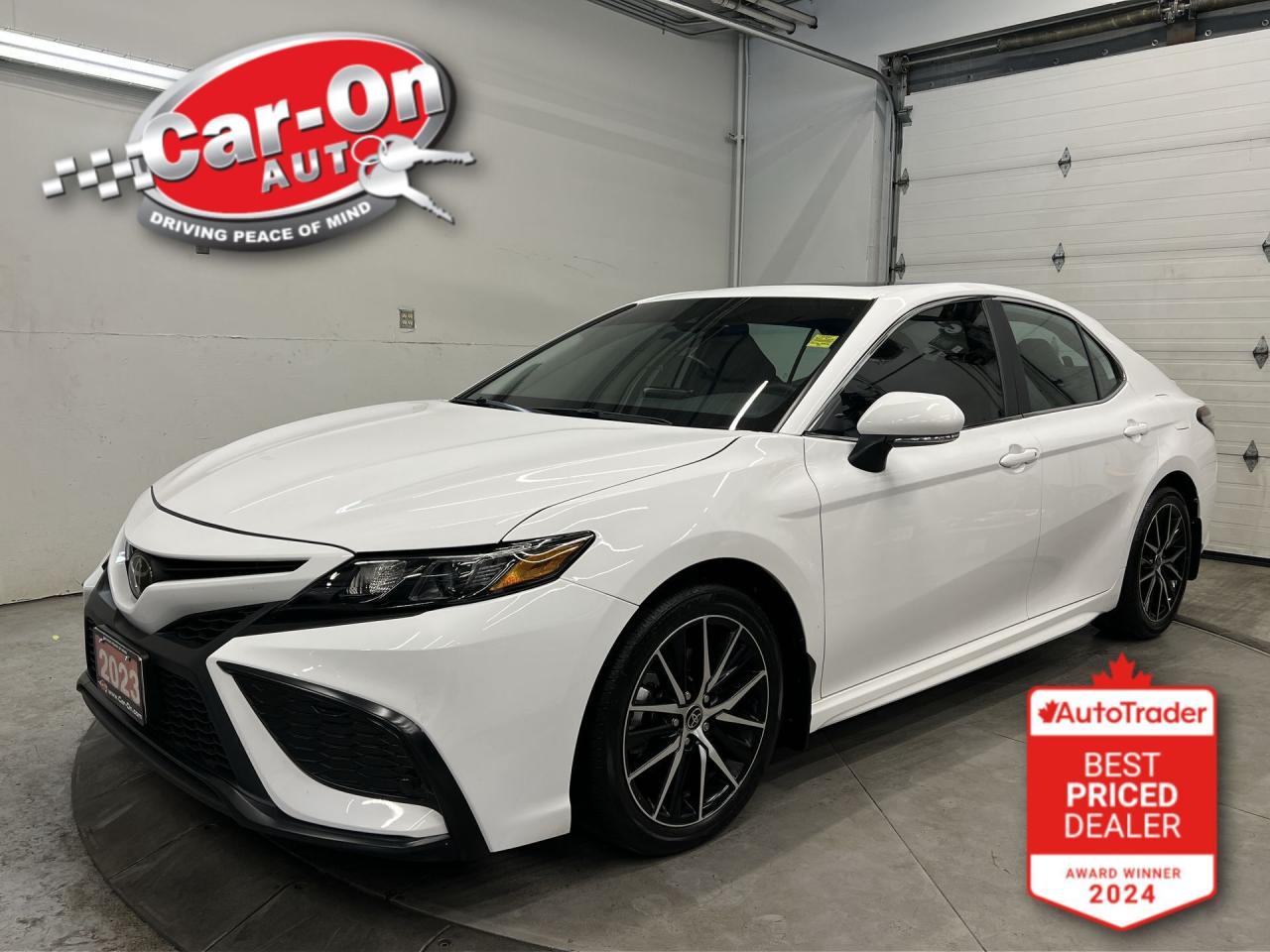 Used 2023 Toyota Camry SE UPGRADE AWD| ONLY 15,000KMS!| LEATHER| SUNROOF for sale in Ottawa, ON