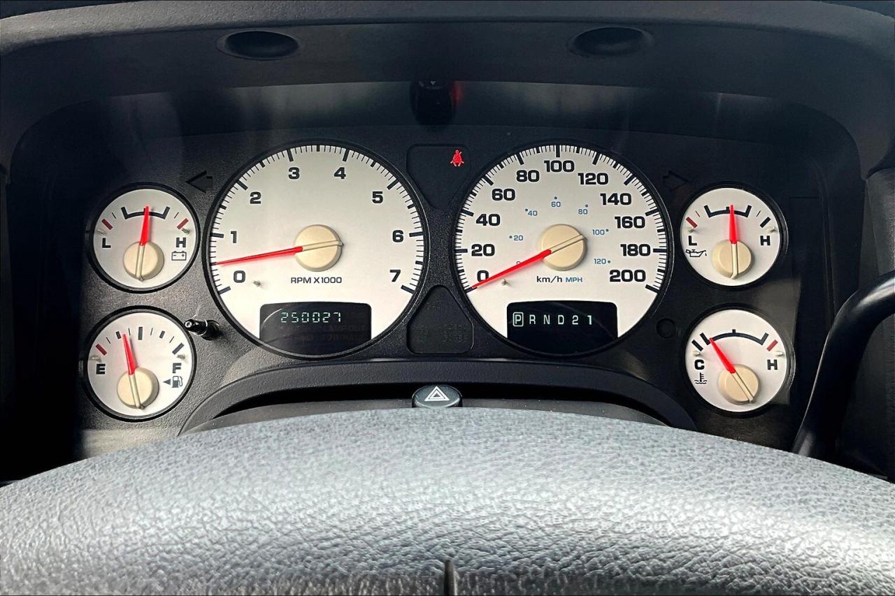 12600661