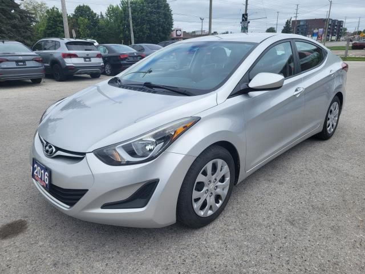 2016 Hyundai Elantra GL Photo7