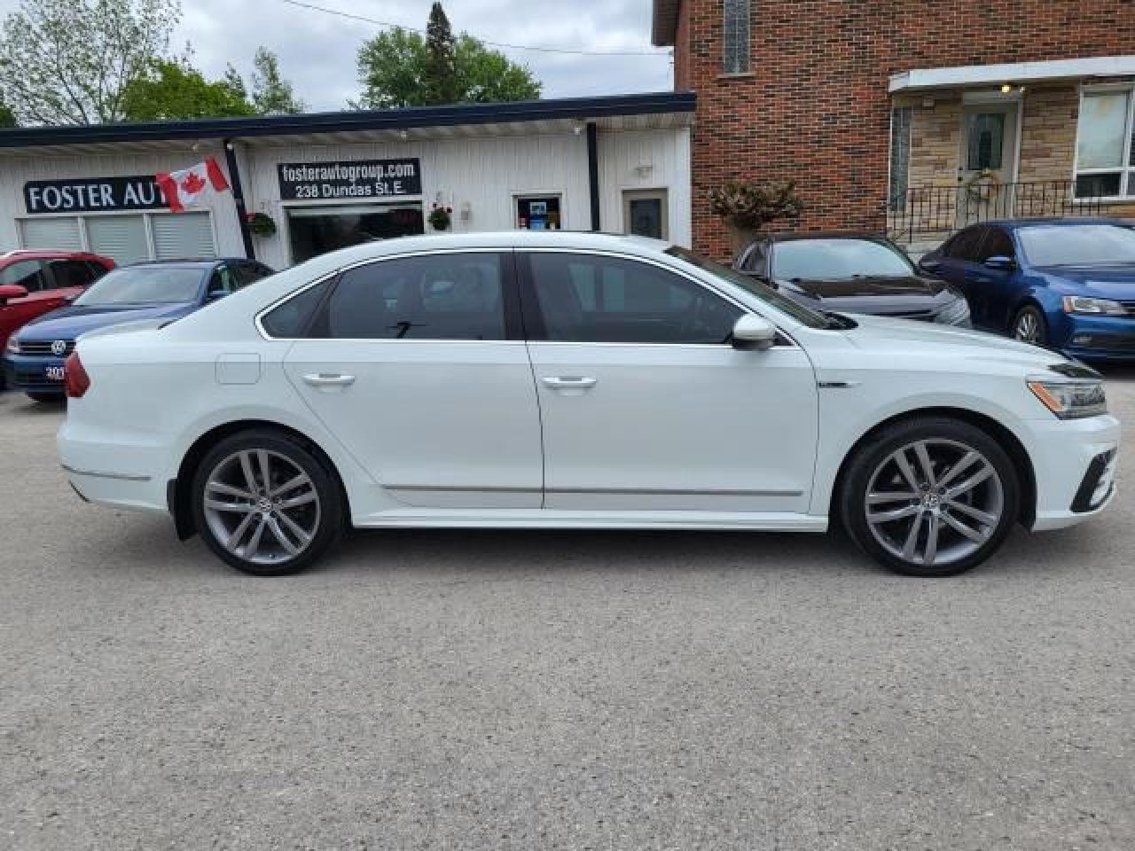 2017 Volkswagen Passat RLINE Photo24