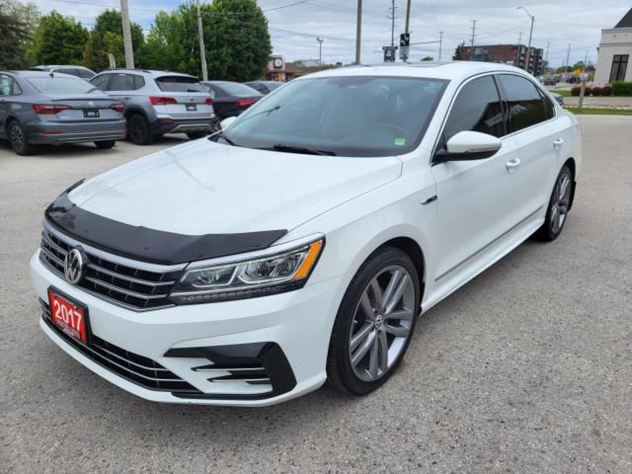 2017 Volkswagen Passat RLINE Photo7
