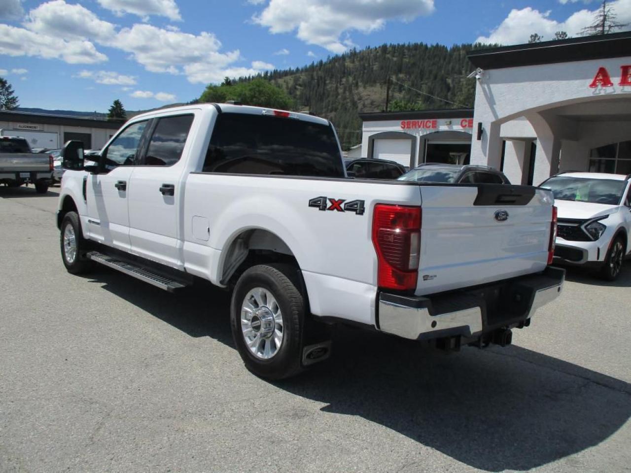 2020 Ford F-350 SD XLT CREW 4X4 DIESEL Photo6