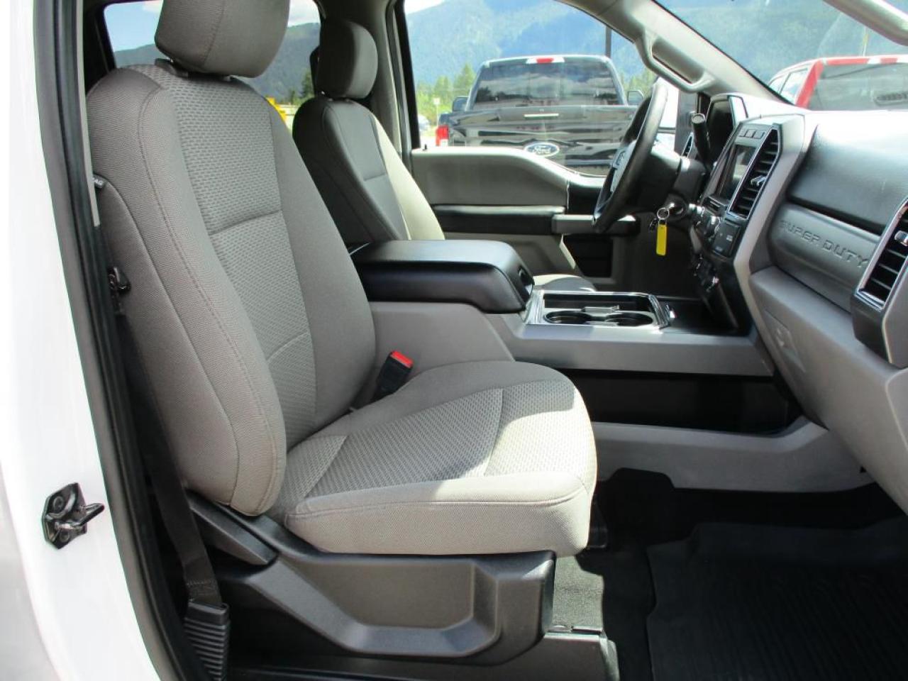 2020 Ford F-350 SD XLT CREW 4X4 DIESEL Photo14
