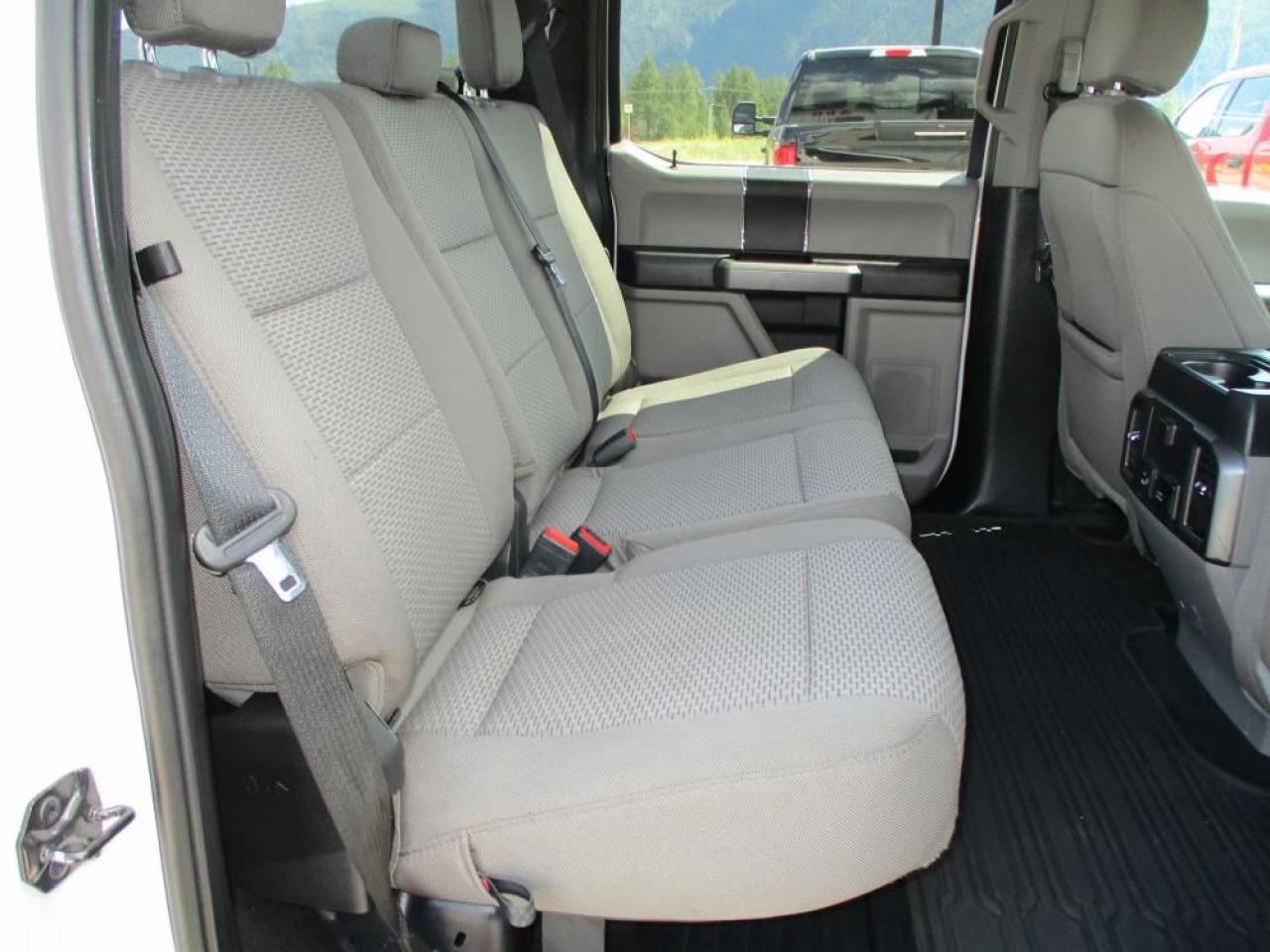 2020 Ford F-350 SD XLT CREW 4X4 DIESEL Photo15