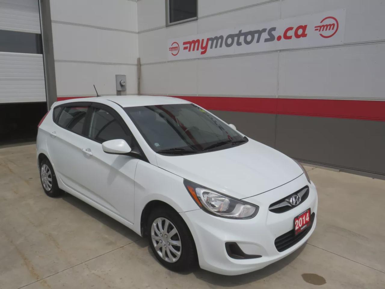 Used 2014 Hyundai Accent GL (**LOW KM!!**CLEAN TITLE/NO ACCIDENTS!!**SAFETY/CERTIFIED**HEATED SEATS**A/C**BLUETOOTH**CRUISE CONTROL**POWER DOORS**POWER LOCKS**USB**AUX**) for sale in Tillsonburg, ON