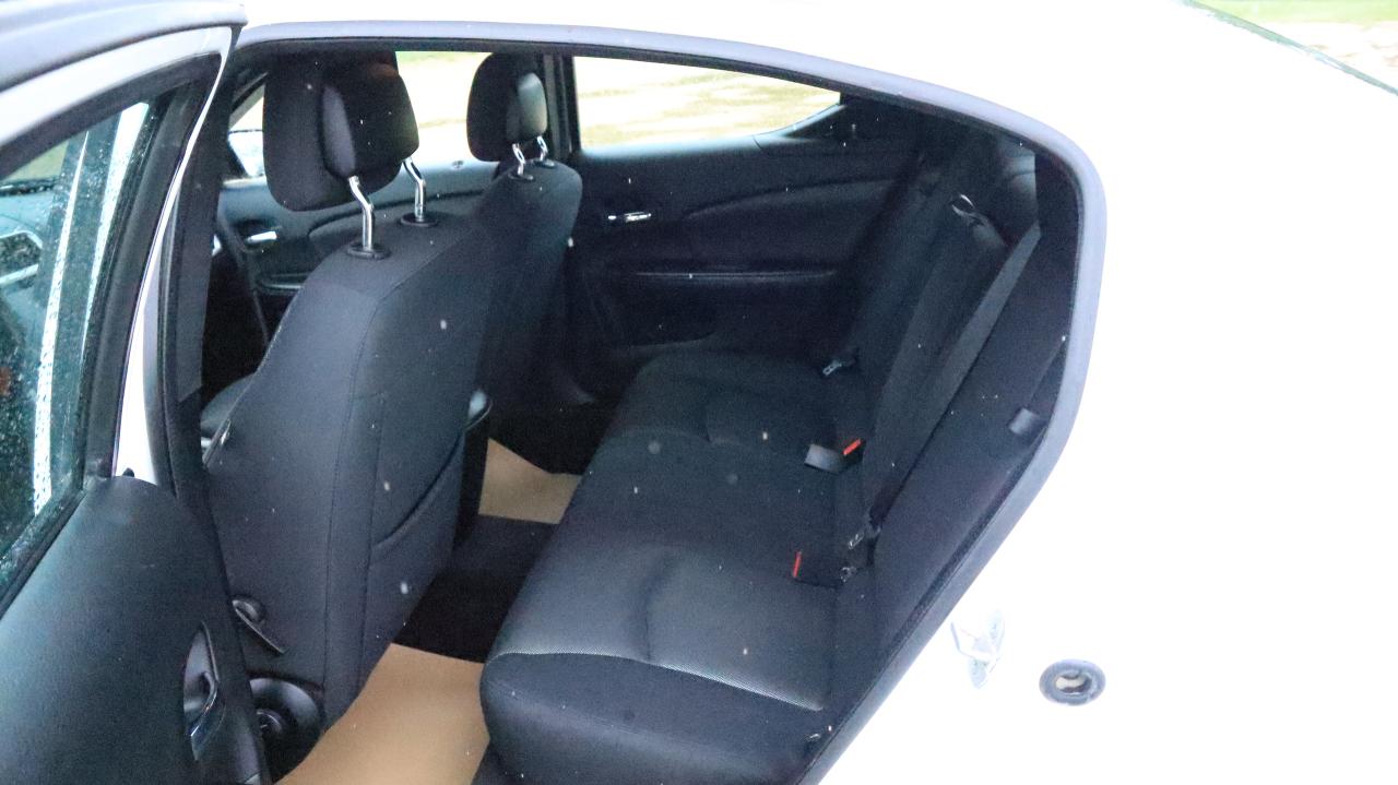 2013 Dodge Avenger base Photo5