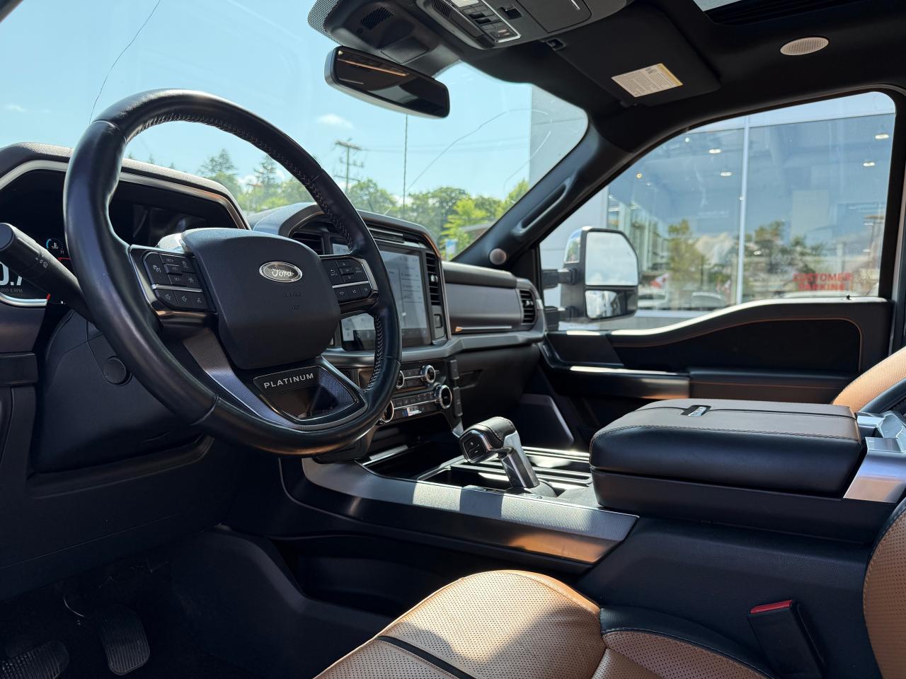 2022 Ford F-150 PLATINUM Photo5