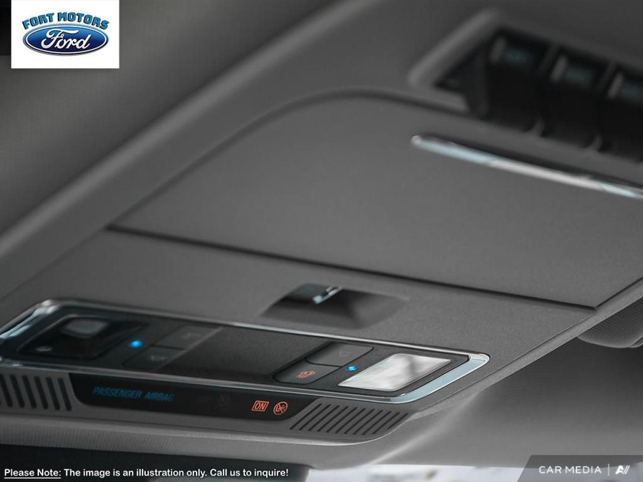 2025 Ford SUPERDUTY F-350® Lariat® Photo5