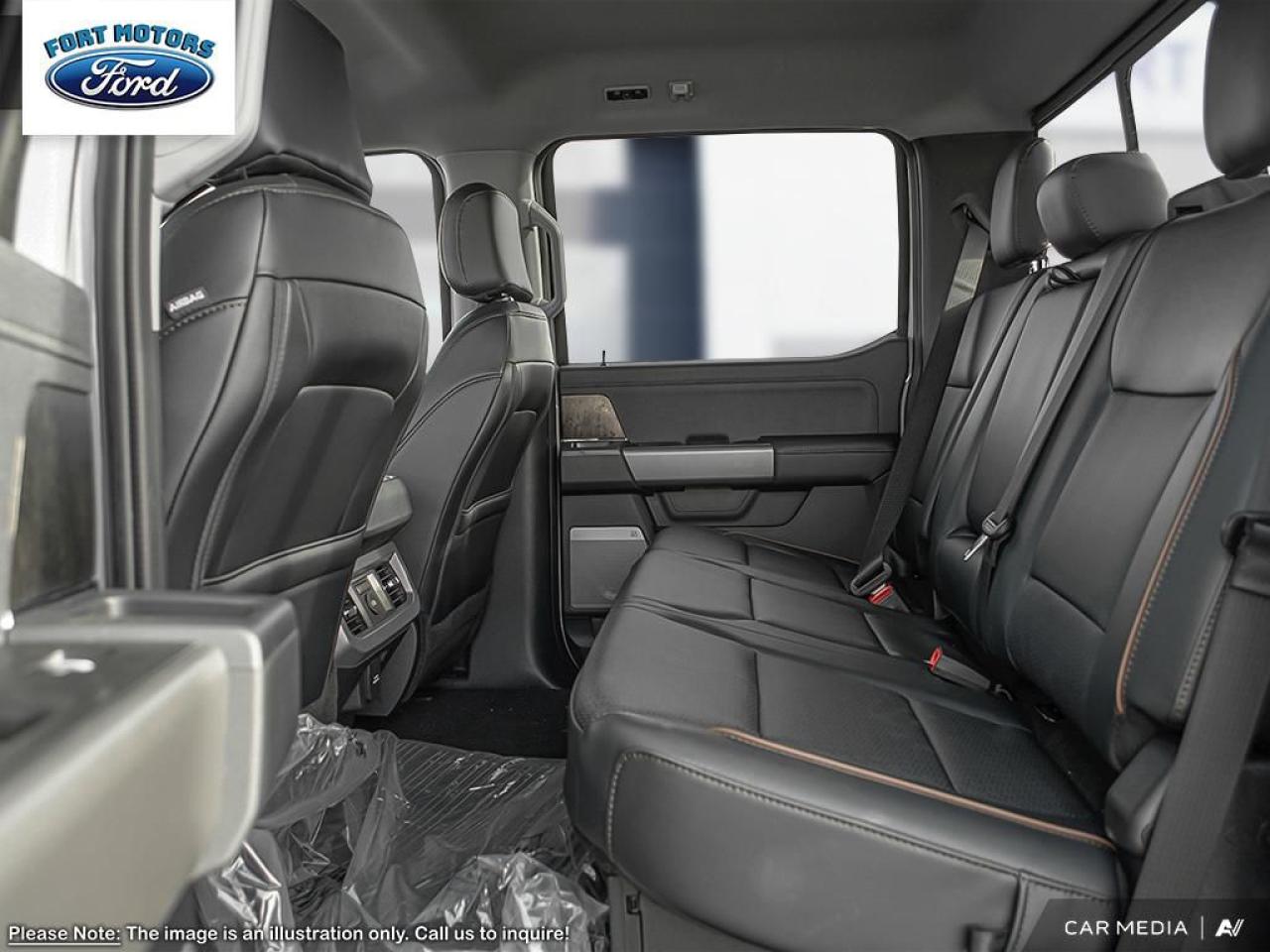 2025 Ford SUPERDUTY F-350® Lariat® Photo5