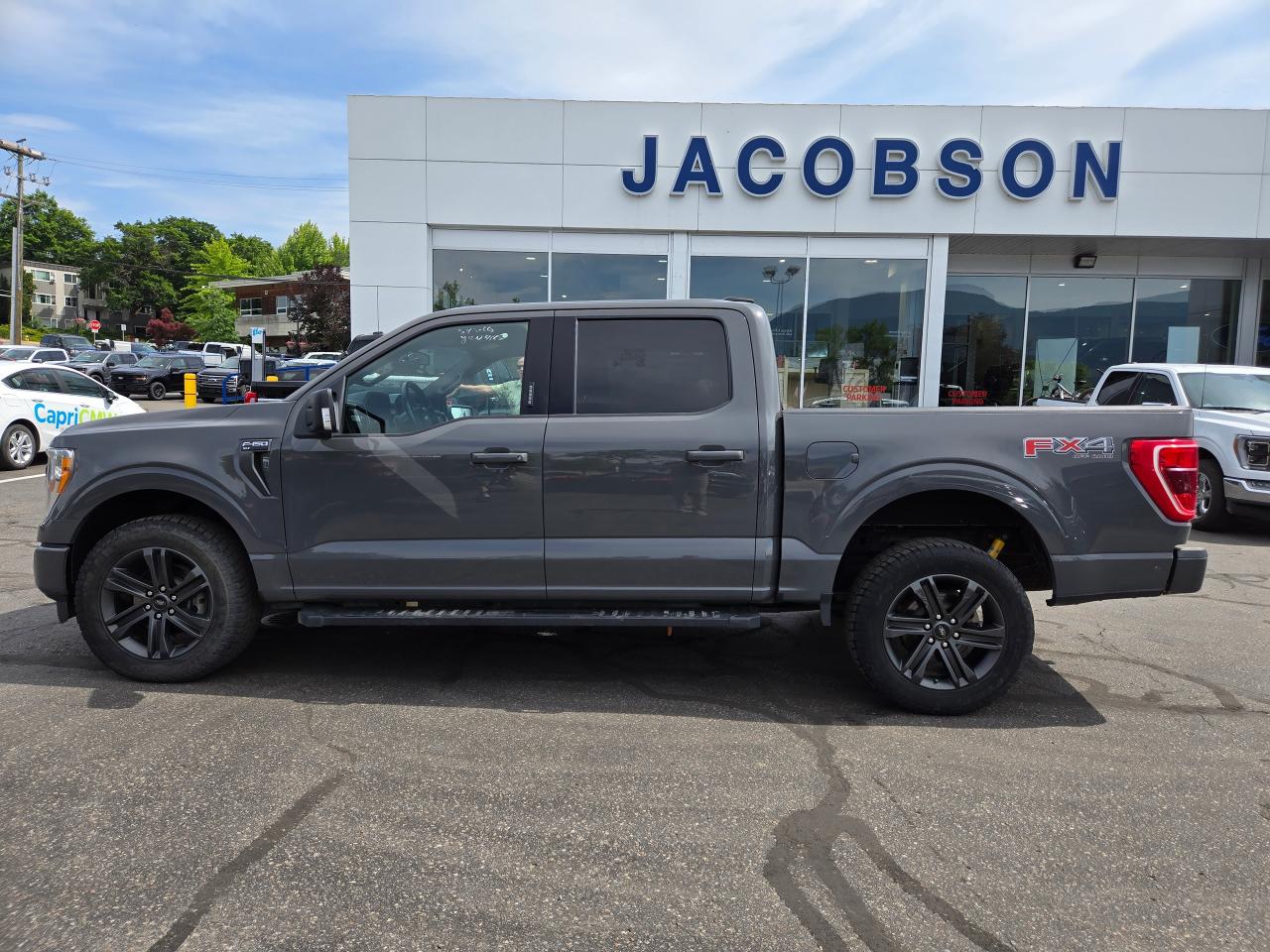 2021 Ford F-150 XLT Photo5