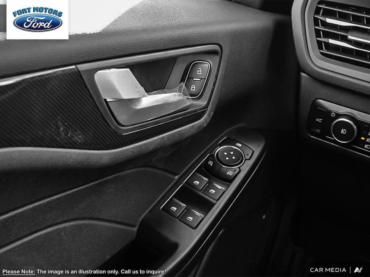 2025 Ford Escape ST-Line Select Photo5