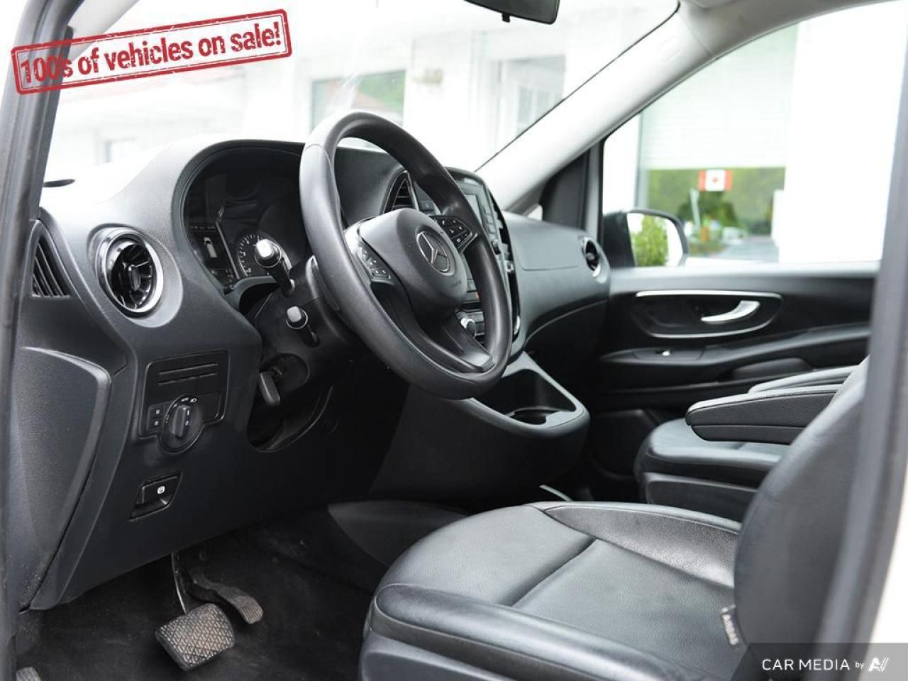 2022 Mercedes-Benz Metris Passenger Van BASE