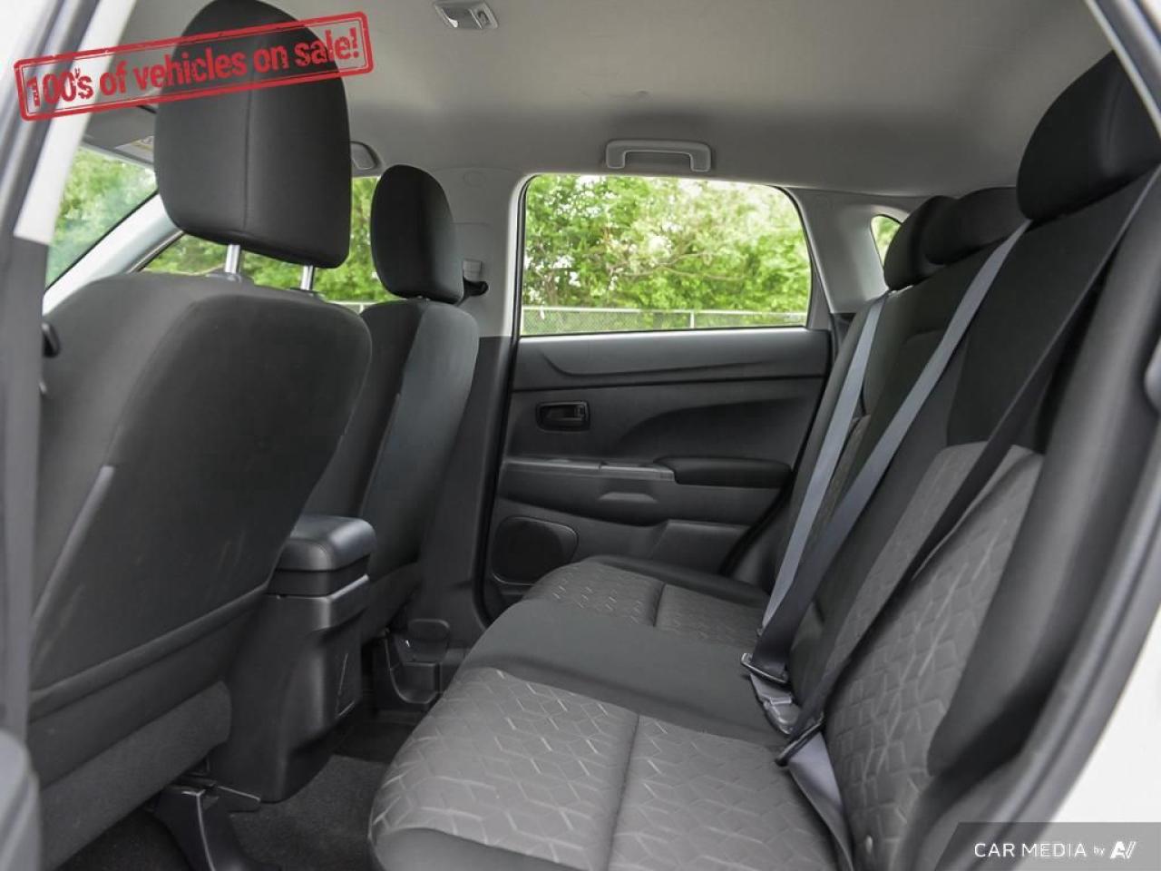 2023 Mitsubishi RVR ES