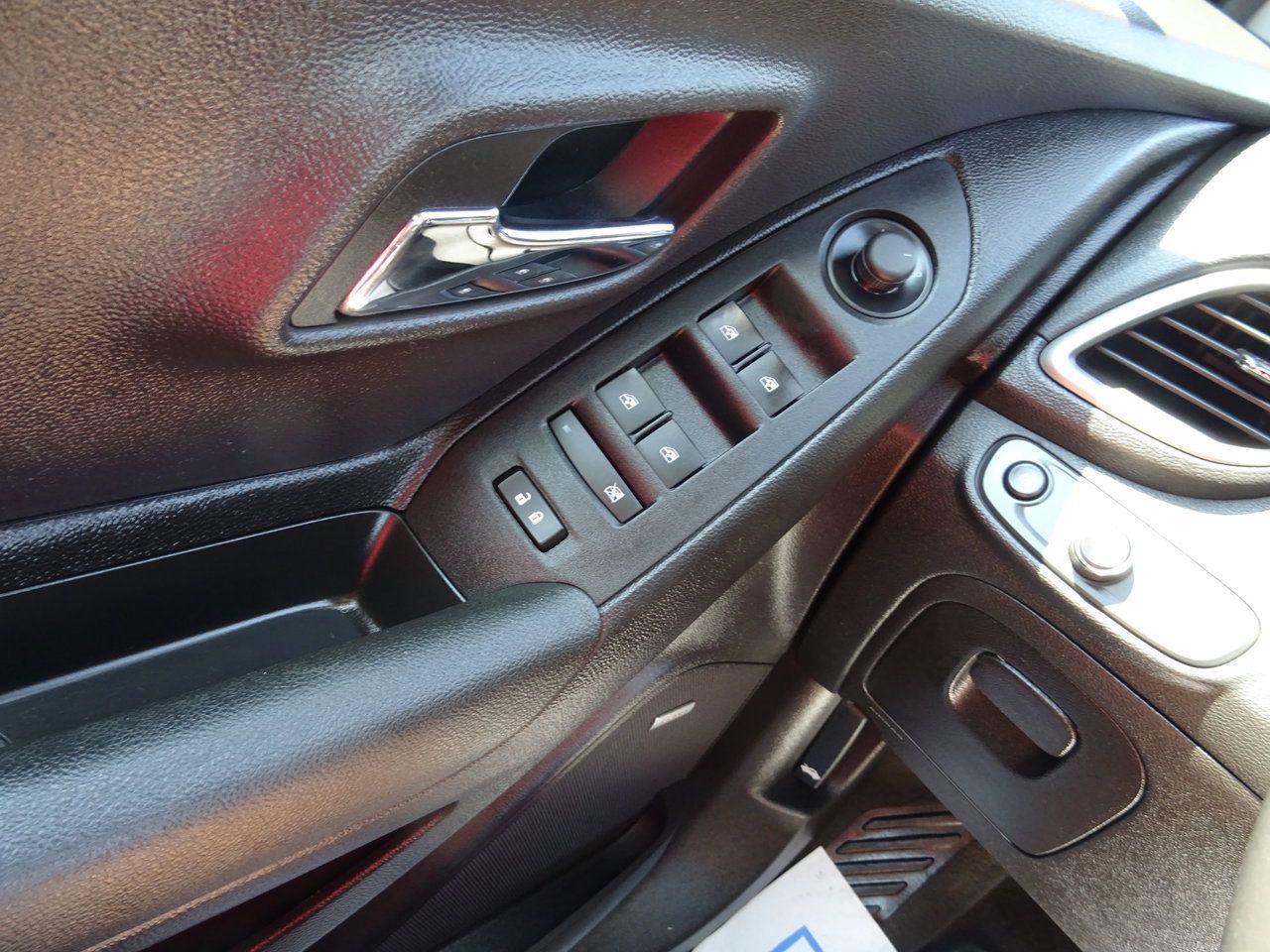 2018 Chevrolet Trax LT - Photo #17