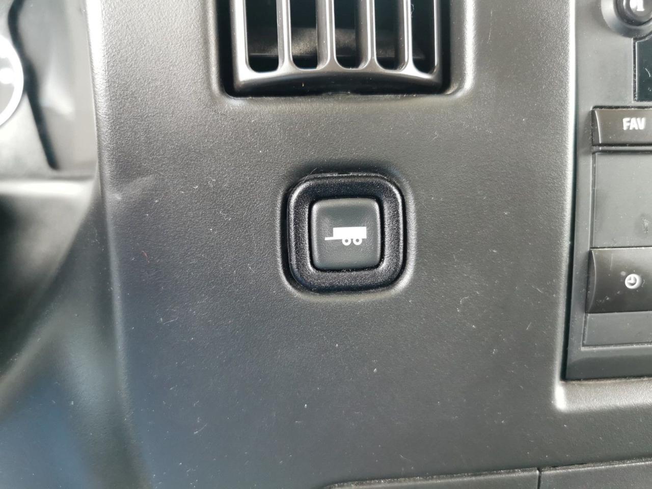 12601213