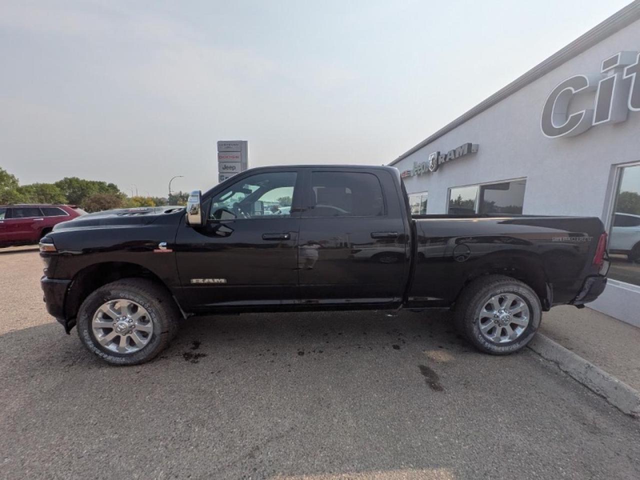 2025 RAM 2500 LARAMIE CREW 6'4" 4X4 6.7L DIESEL Photo