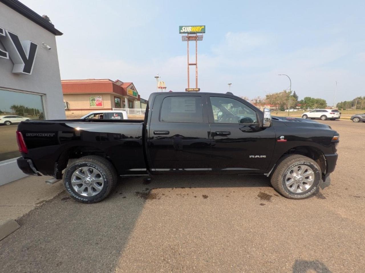 2025 RAM 2500 LARAMIE CREW 6'4" 4X4 6.7L DIESEL Photo