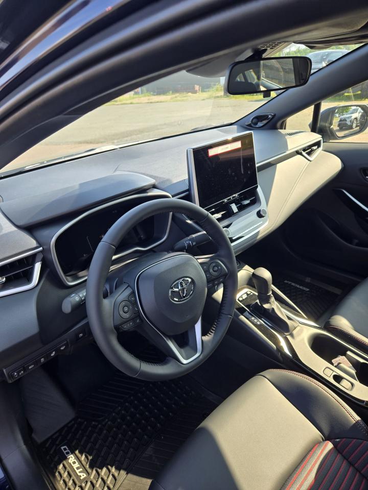 2025 Toyota Corolla COROLLA HYBRID XSE AWD Photo