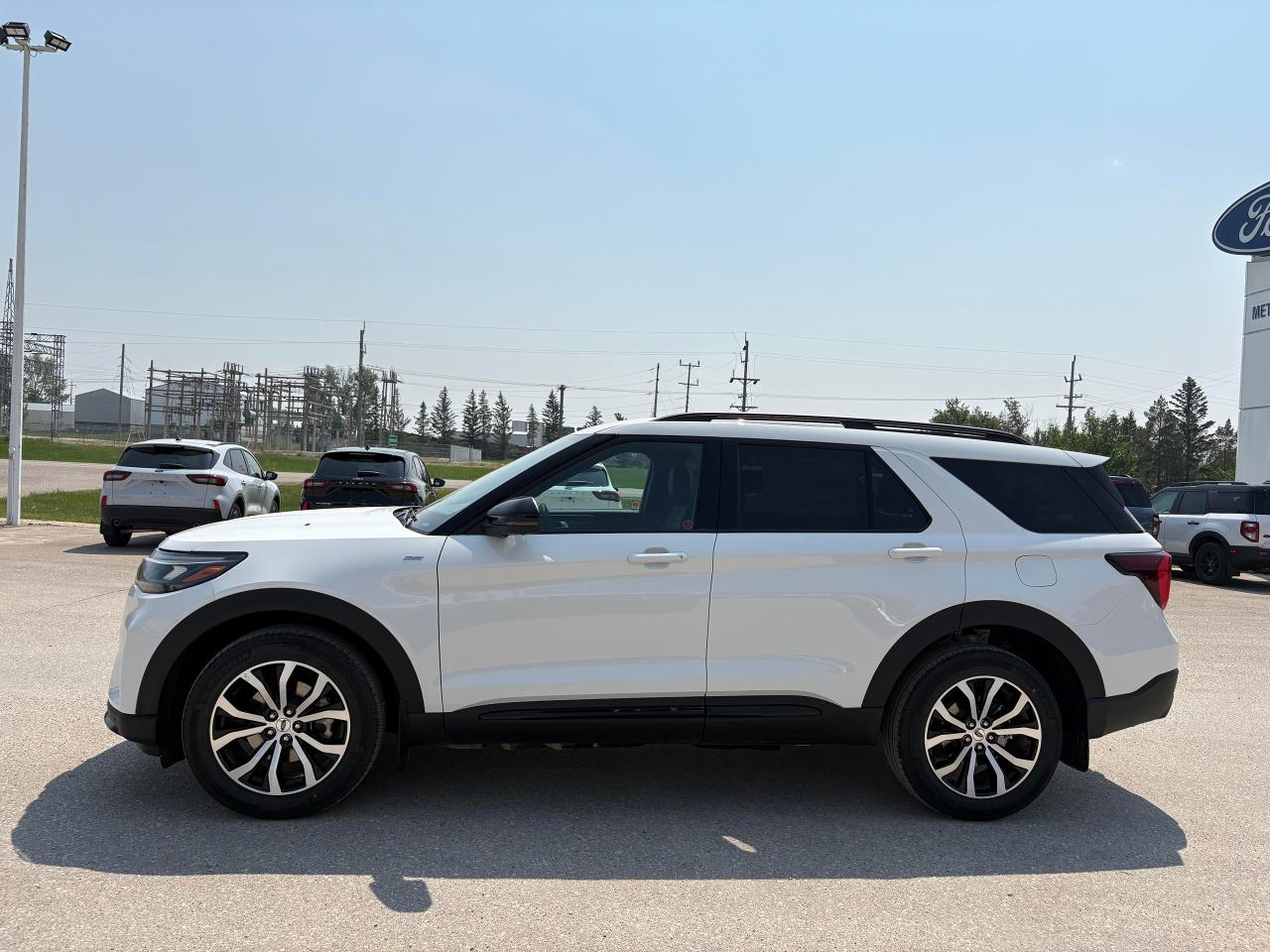 2025 Ford Explorer ST-LINE 4WD Photo5
