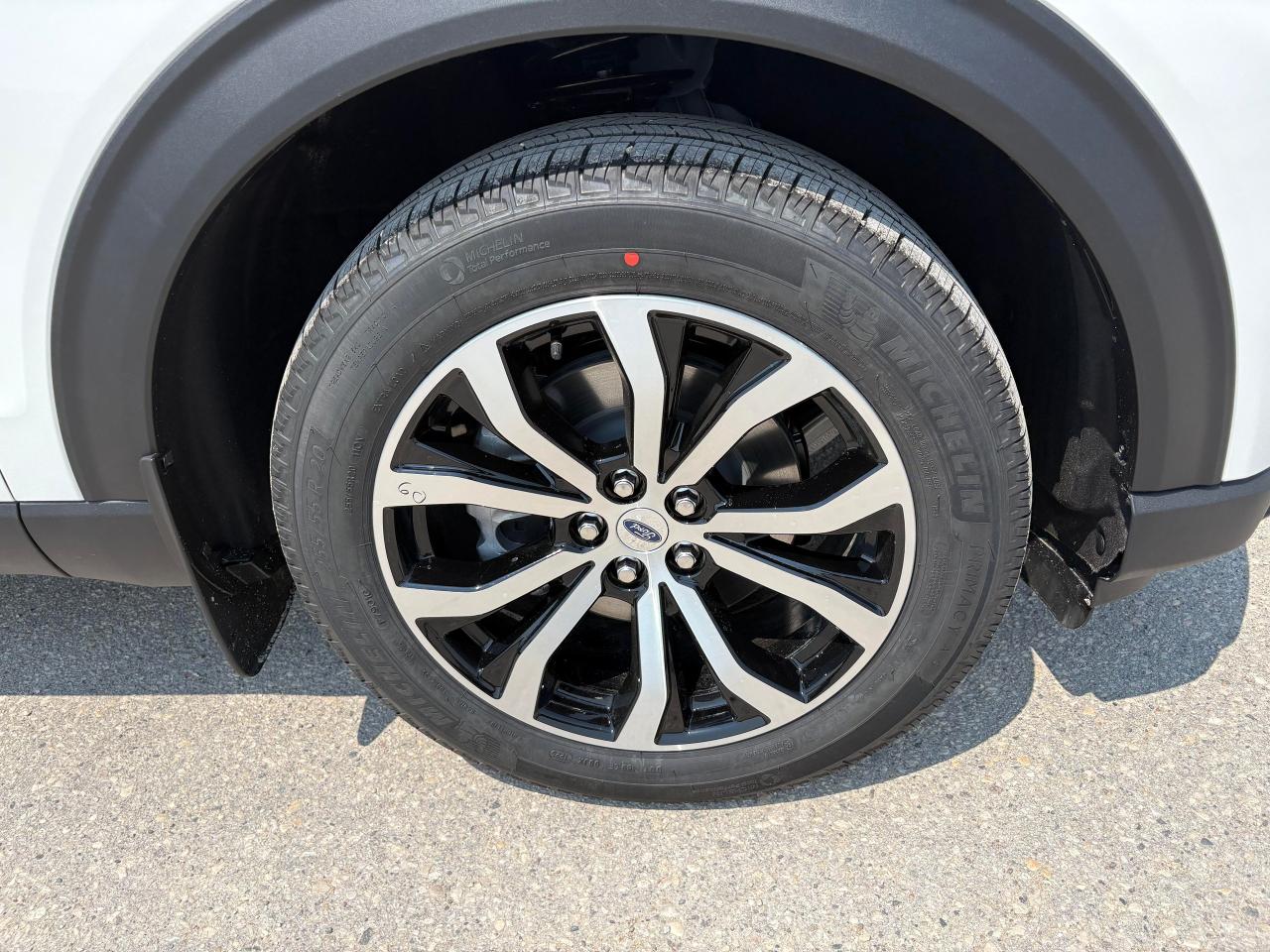 2025 Ford Explorer ST-LINE 4WD Photo5