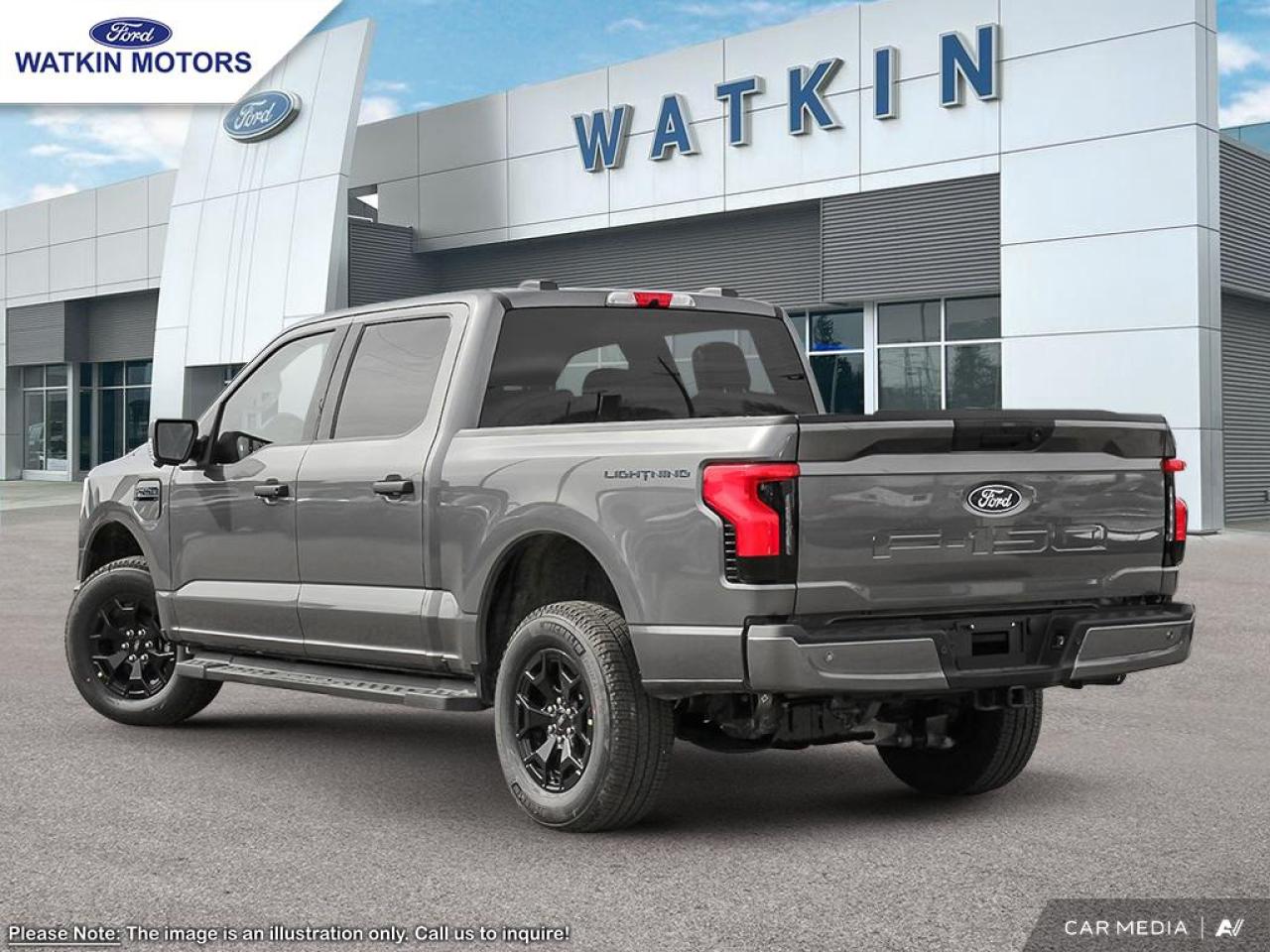 2025 Ford F-150 Lightning XLT Photo3