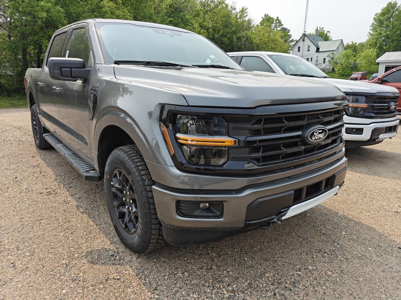 2025 Ford F-150 4X4 SUPERCREW XLT 2.7L 301A Photo
