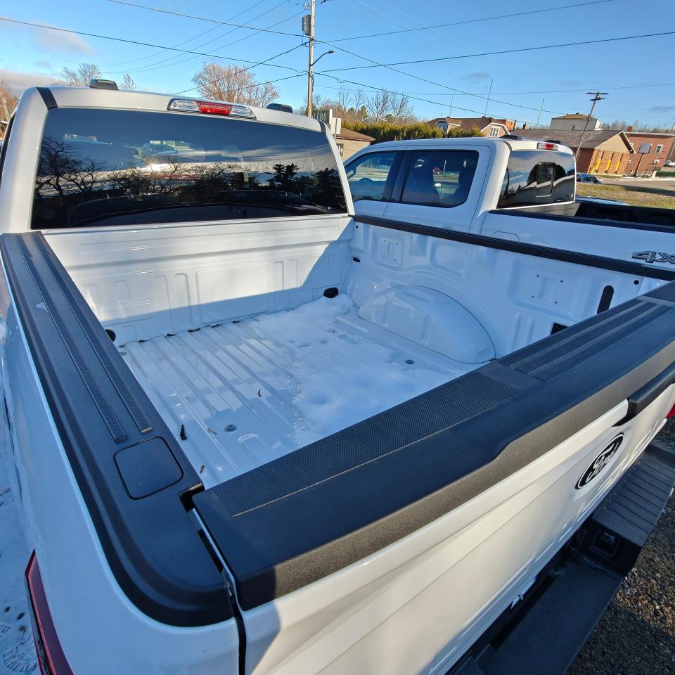 2025 Ford F-150 4X4 SUPERCREW XLT 2.7L 301A Photo