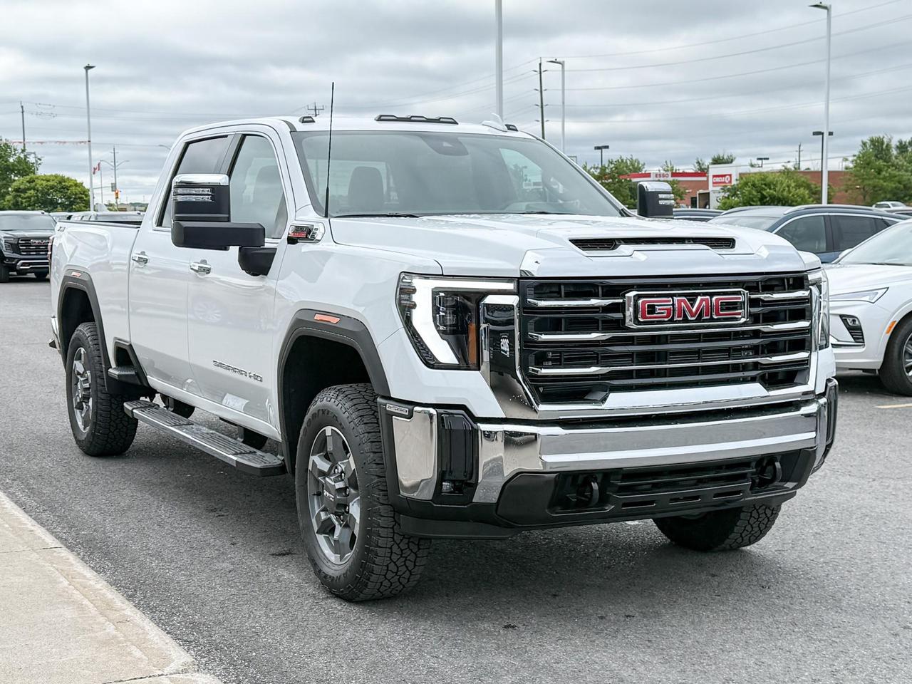 2025 GMC Sierra 2500 HD SLT DURAMAX 6.6L V8 WITH REMOTE START/ENTRY, HEATED SEATS, HEATED STEERING WHEEL, VENTILATED SEATS, BOSE SOUND SYSTEM, HD REAR VISION CAMERA Photo
