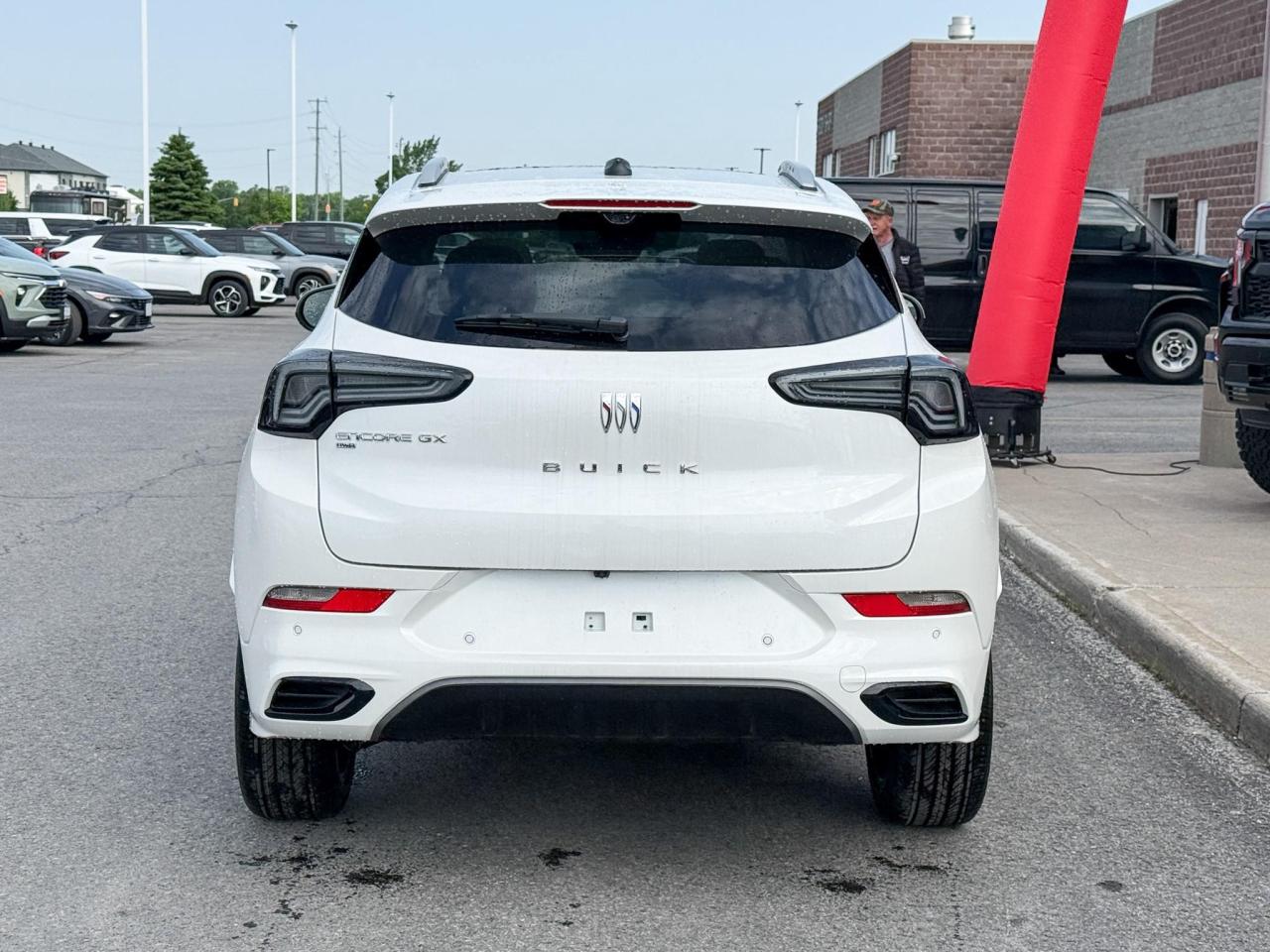2026 Buick Encore GX Avenir 1.3L 3CYL WITH REMOTE START/ENTRY, SUNROOF, HEATED SEATS, HEATED STEERING WHEEL, HD SURROUND VISION, Photo3