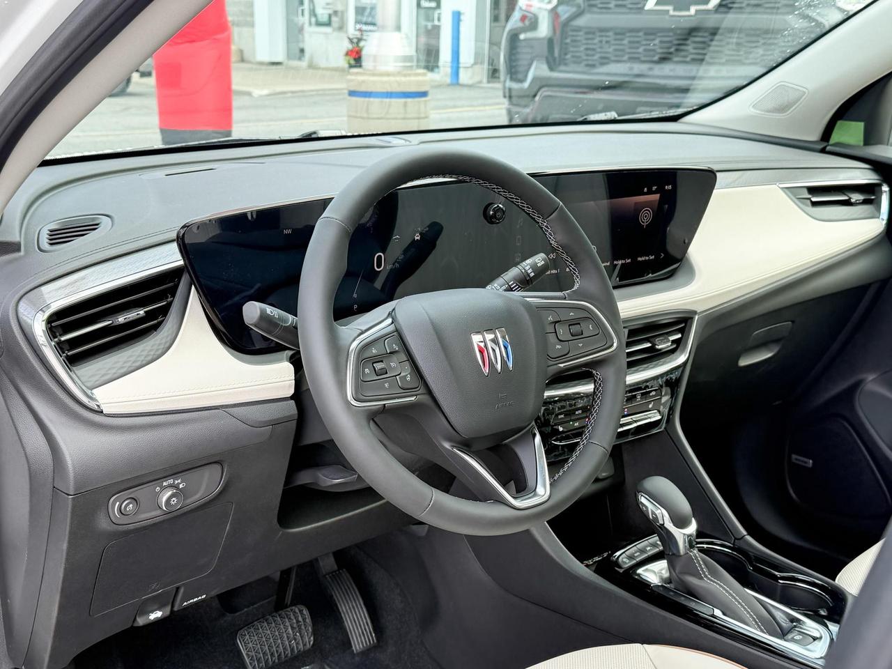 2026 Buick Encore GX Avenir 1.3L 3CYL WITH REMOTE START/ENTRY, SUNROOF, HEATED SEATS, HEATED STEERING WHEEL, HD SURROUND VISION, Photo