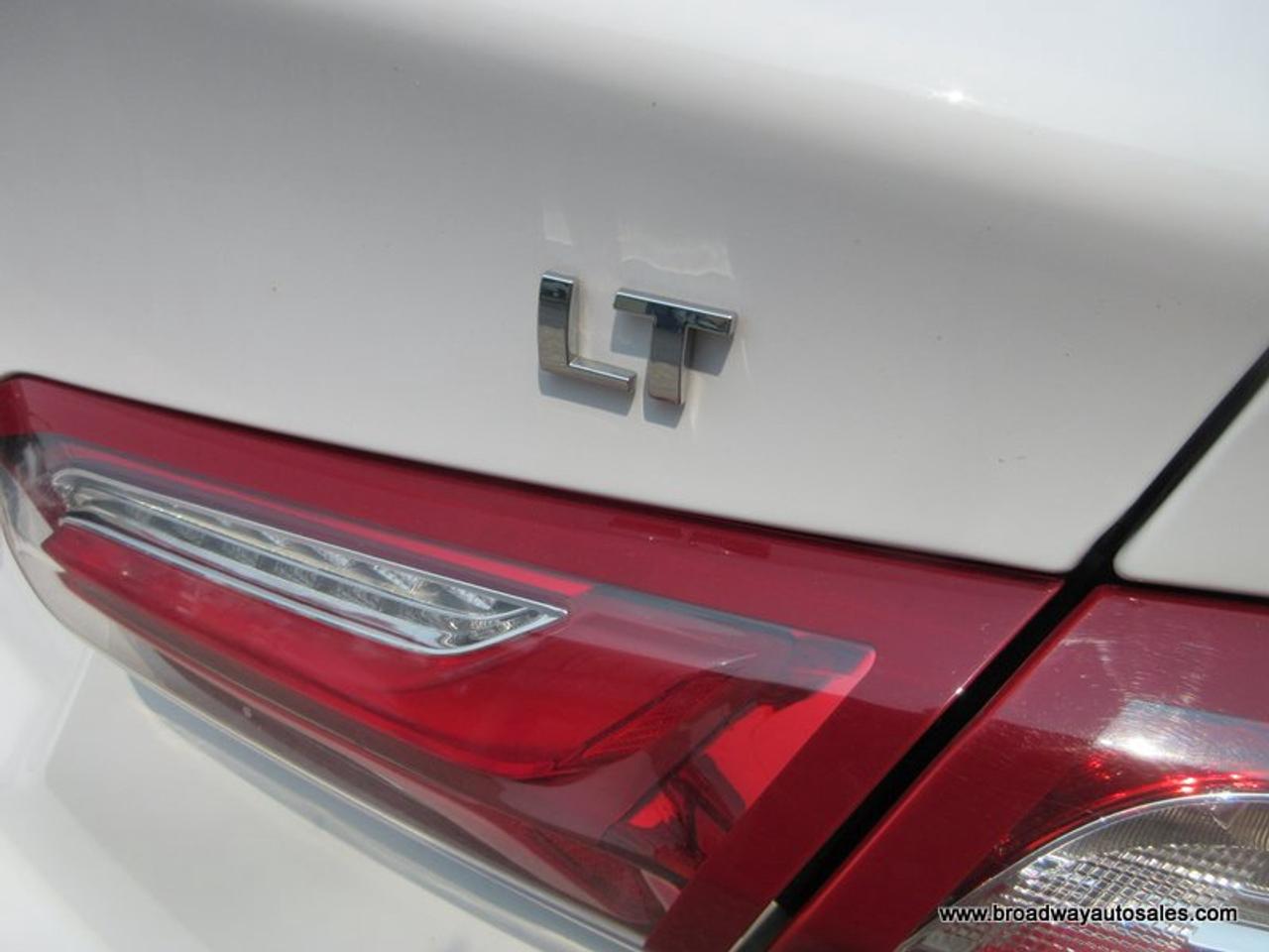 2022 Chevrolet Malibu POWER EQUIPPED LT-MODEL 5 PASSENGER 1.5L - DOHC.. HEATED SEATS.. TOUCH SCREEN DISPLAY.. BACK-UP CAMERA.. BLUETOOTH SYSTEM.. KEYLESS ENTRY.. Photo