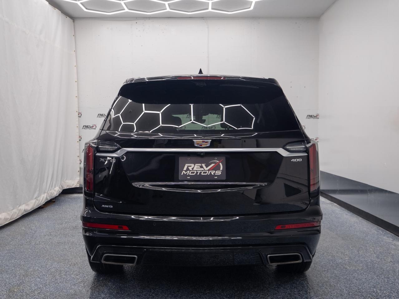 2023 Cadillac XT6 Sport Photo