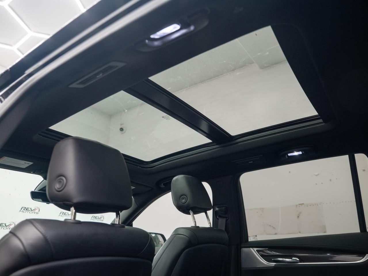 2023 Cadillac XT6 Sport Photo