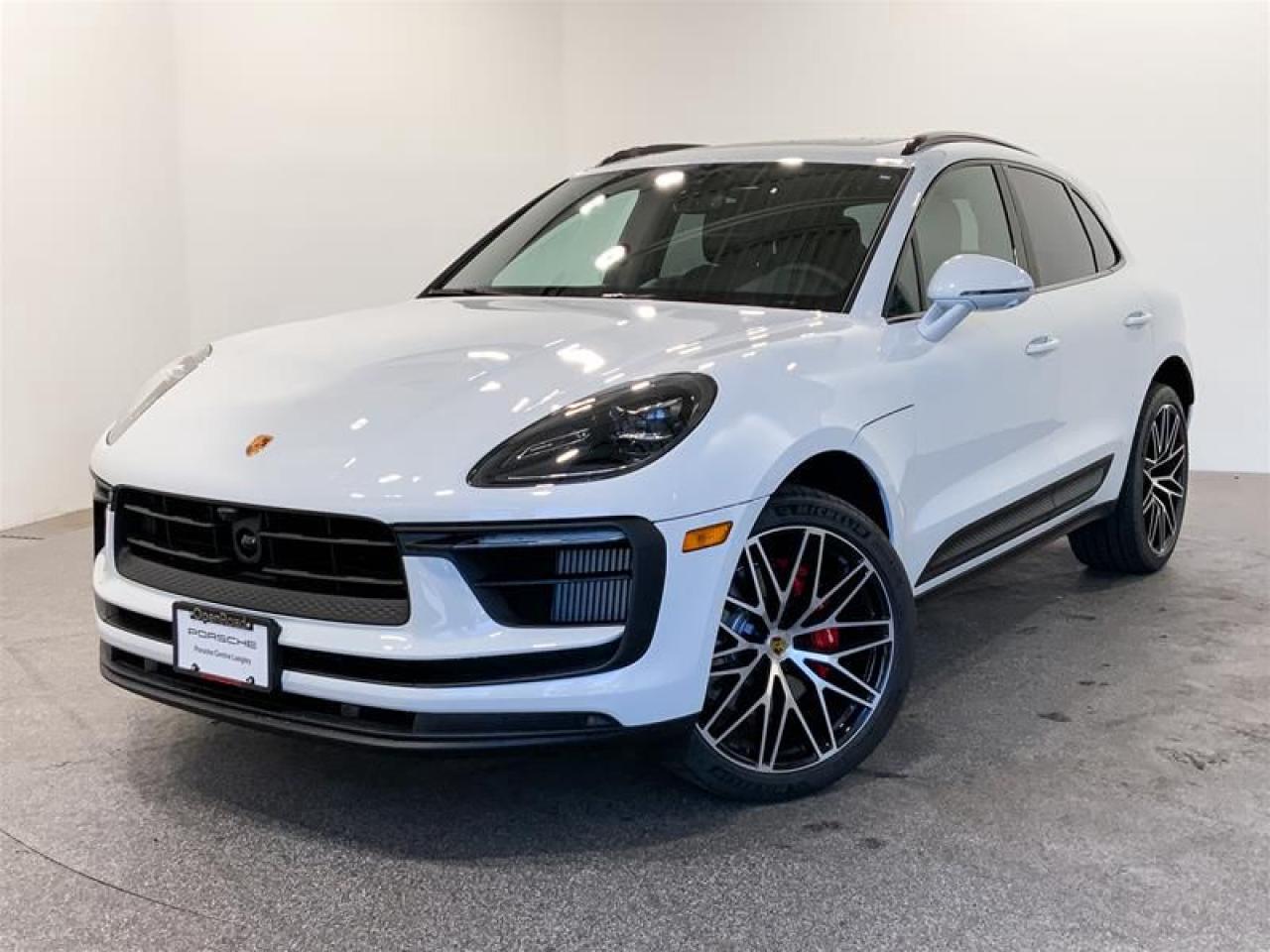 New 2025 Porsche Macan S AWD for sale in Langley City, BC