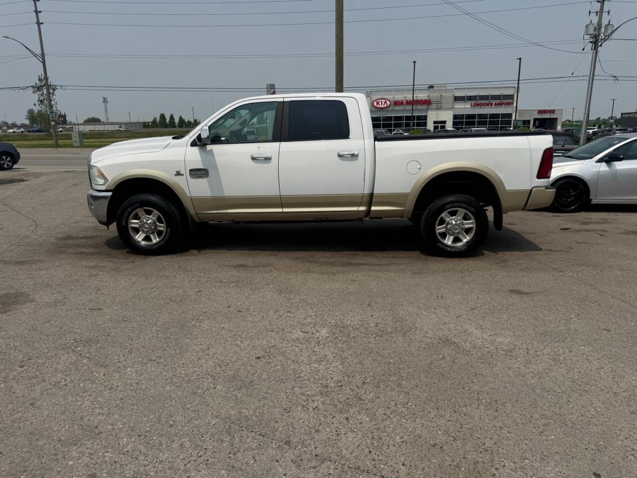 2012 RAM 3500 Laramie Longhorn - Photo #2
