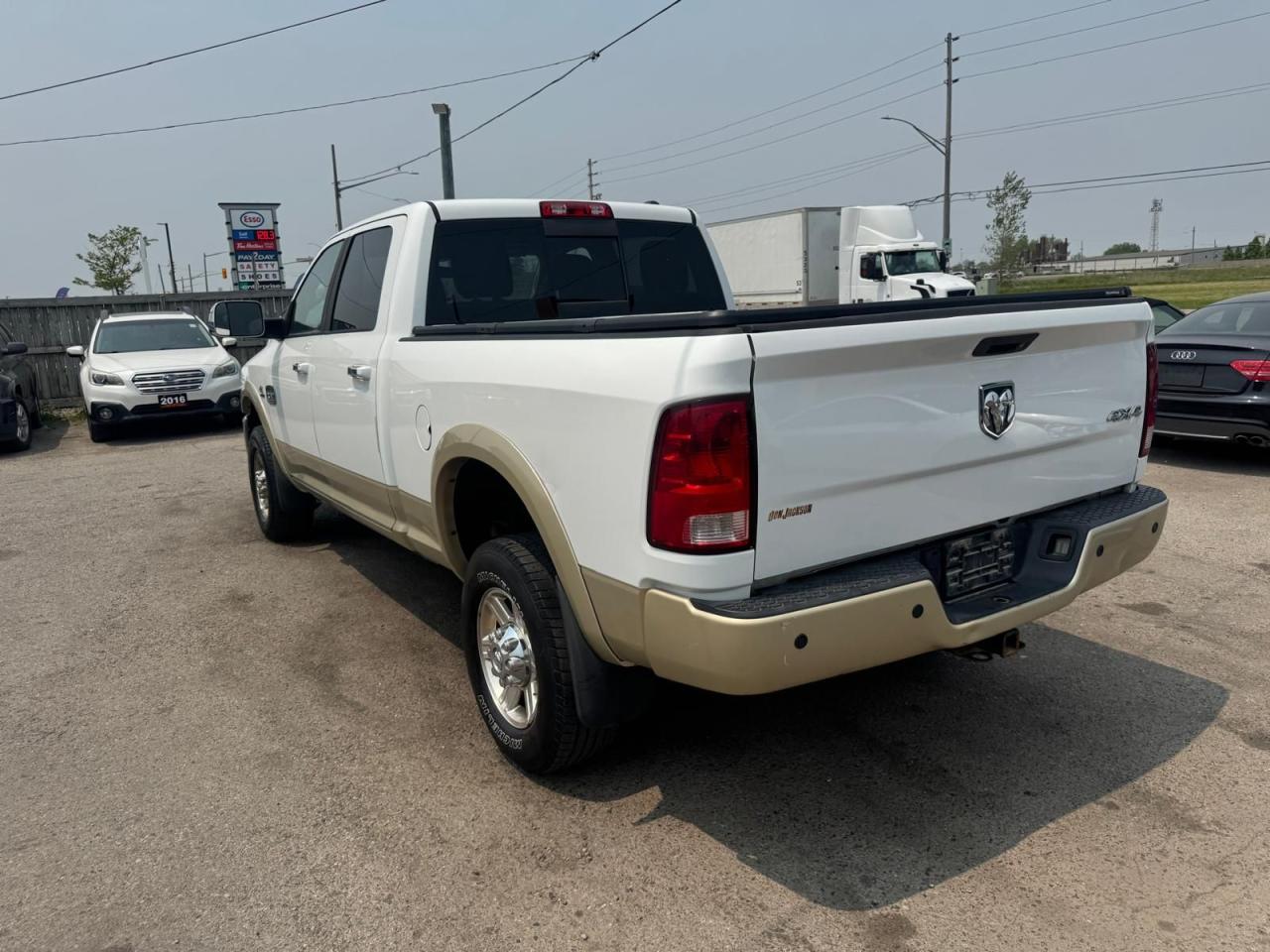 2012 RAM 3500 Laramie Longhorn - Photo #3