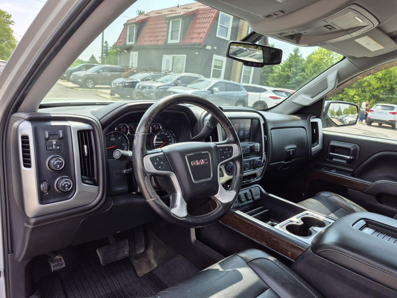 2017 GMC Sierra 1500 4WD CREW CAB 143.5" SLT Photo36