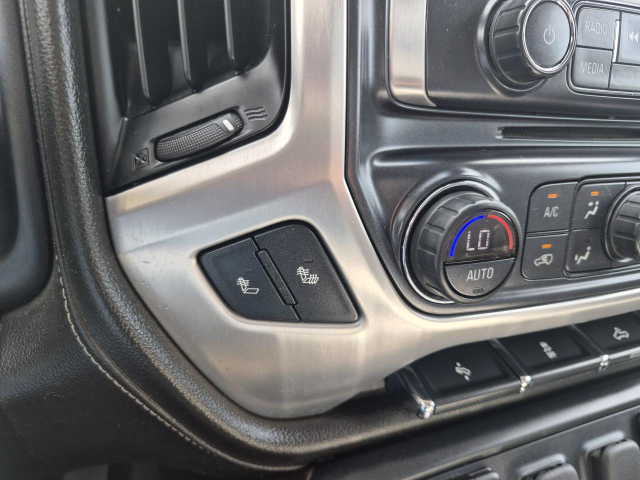 2017 GMC Sierra 1500 4WD CREW CAB 143.5" SLT Photo48