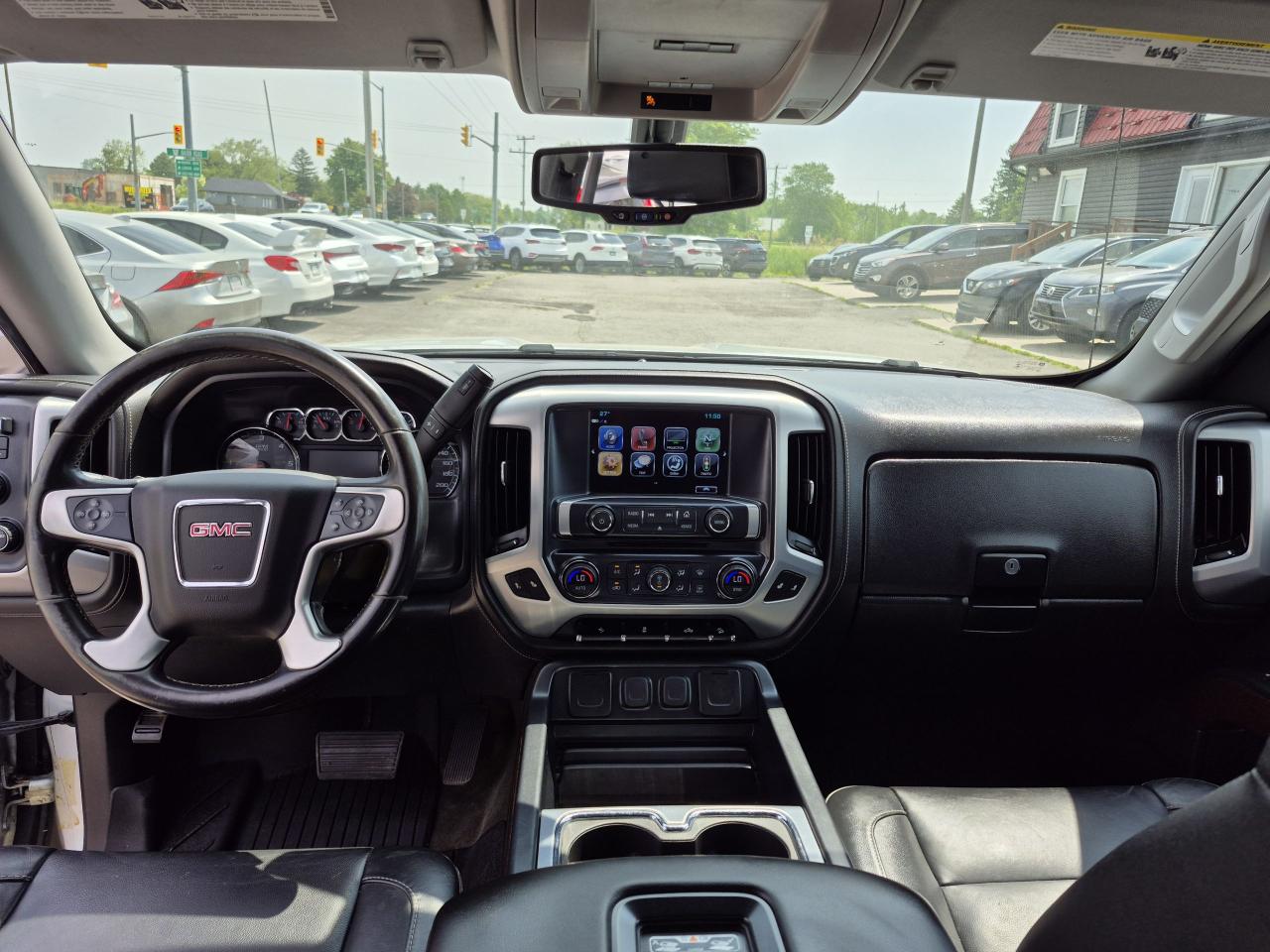 2017 GMC Sierra 1500 4WD CREW CAB 143.5" SLT Photo40