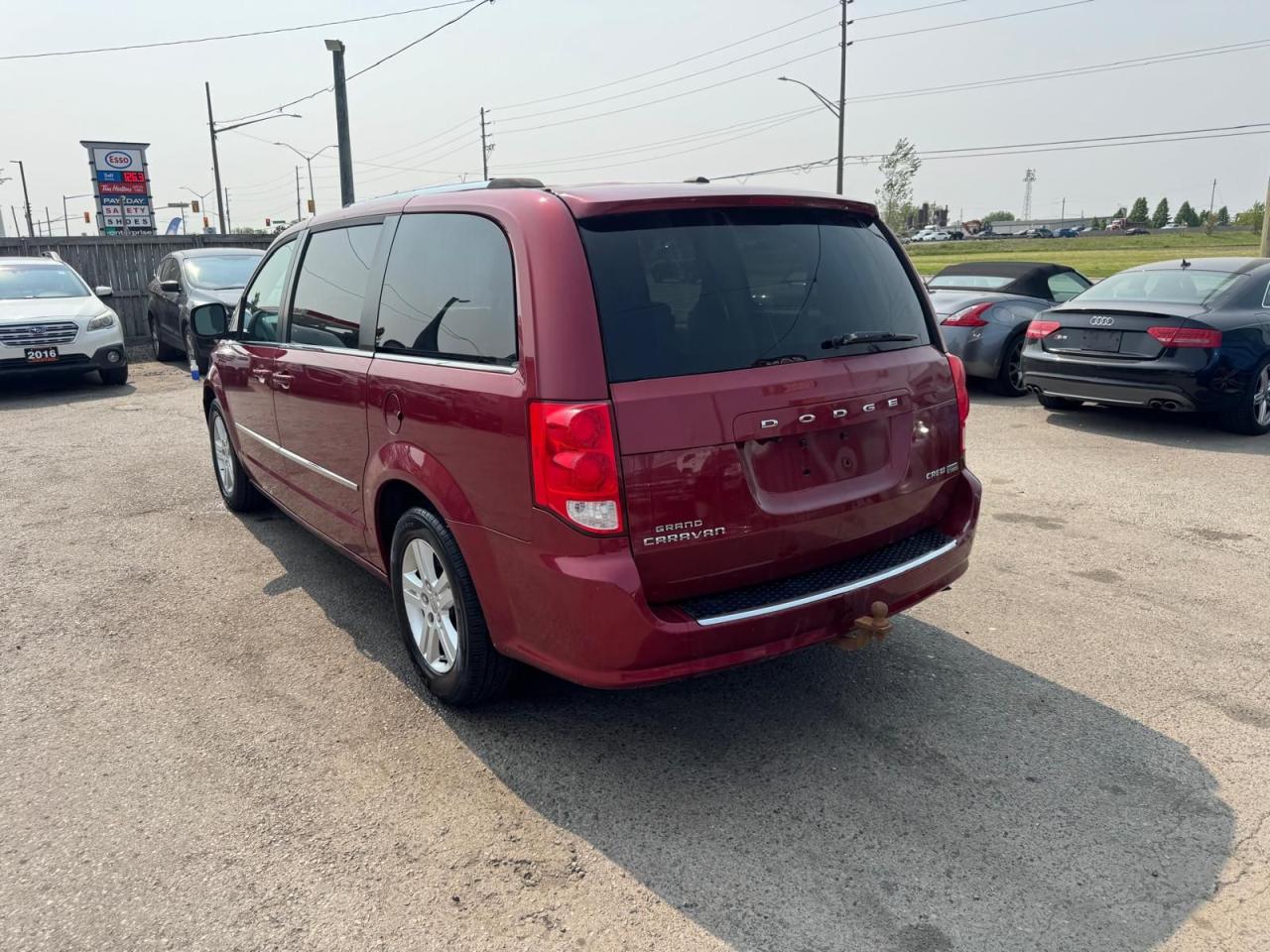 2016 Dodge Grand Caravan Crew - Photo #3